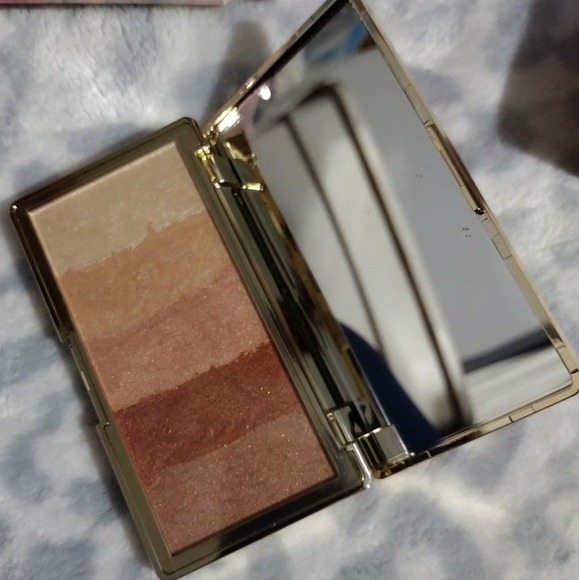 Touch In Sol Set - Picture 6 of 6